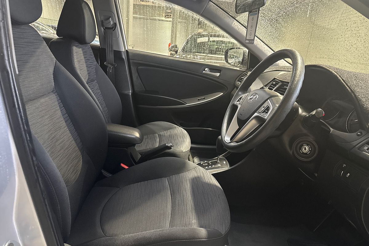 2016 Hyundai Accent Active RB4