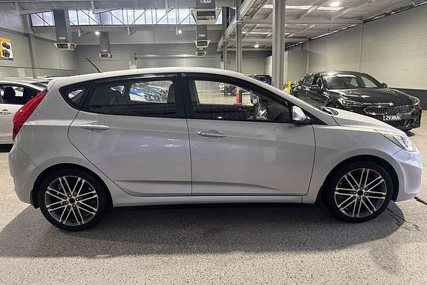 2016 Hyundai Accent Active RB4