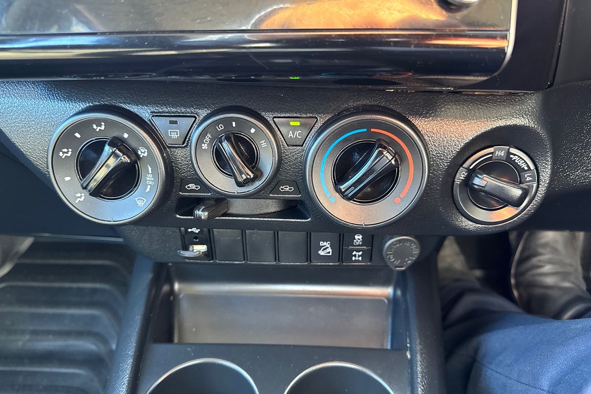2023 Toyota Hilux SR GUN126R 4X4