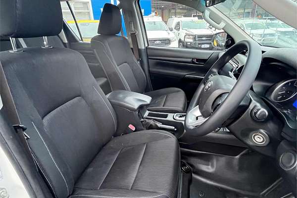 2019 Toyota Hilux SR GUN126R 4X4