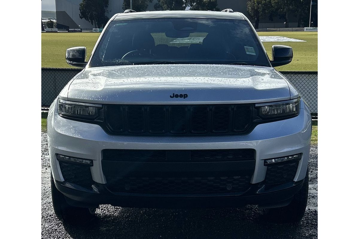 2025 Jeep Grand Cherokee Night Eagle WL