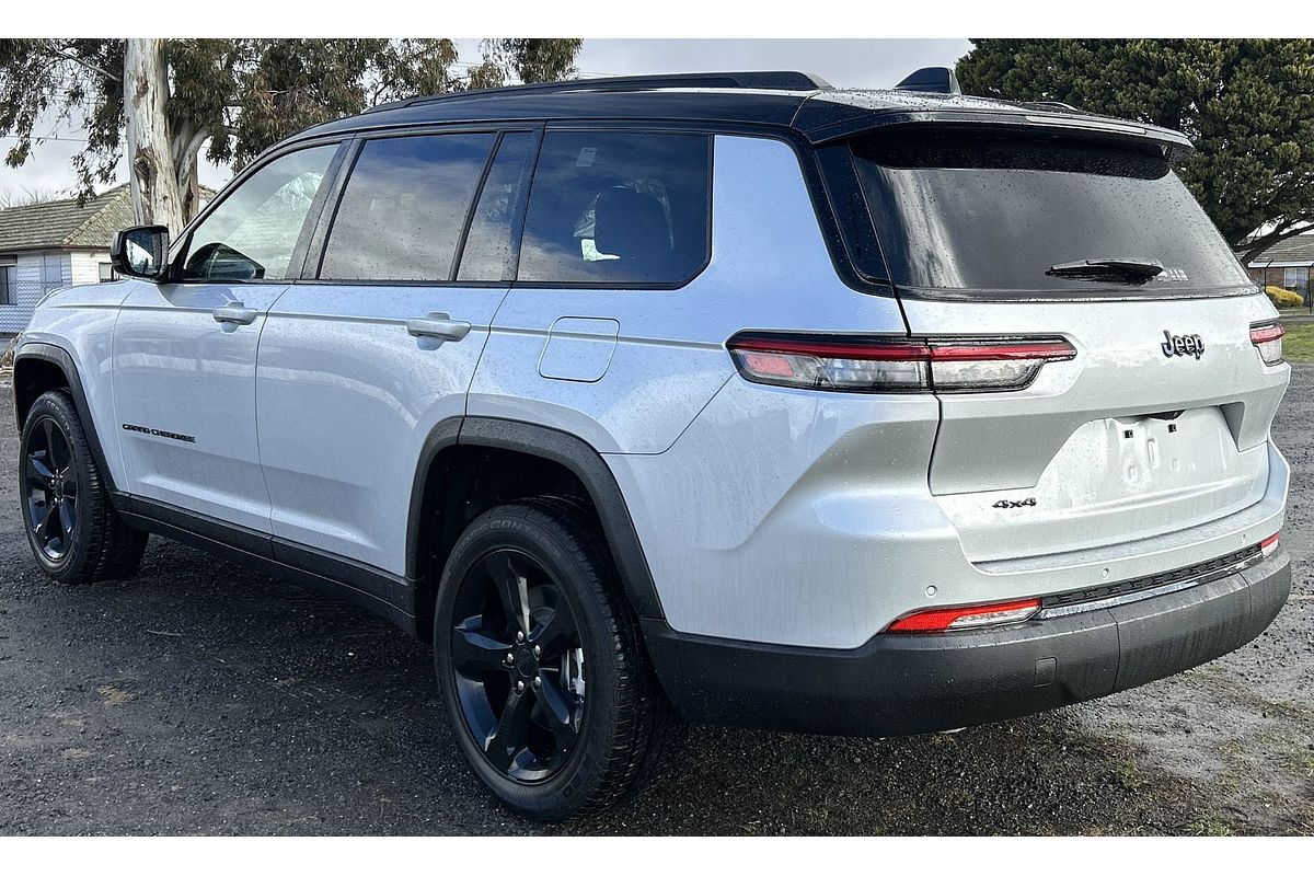 2025 Jeep Grand Cherokee Night Eagle WL