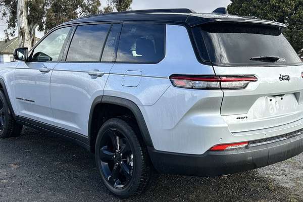 2025 Jeep Grand Cherokee Night Eagle WL