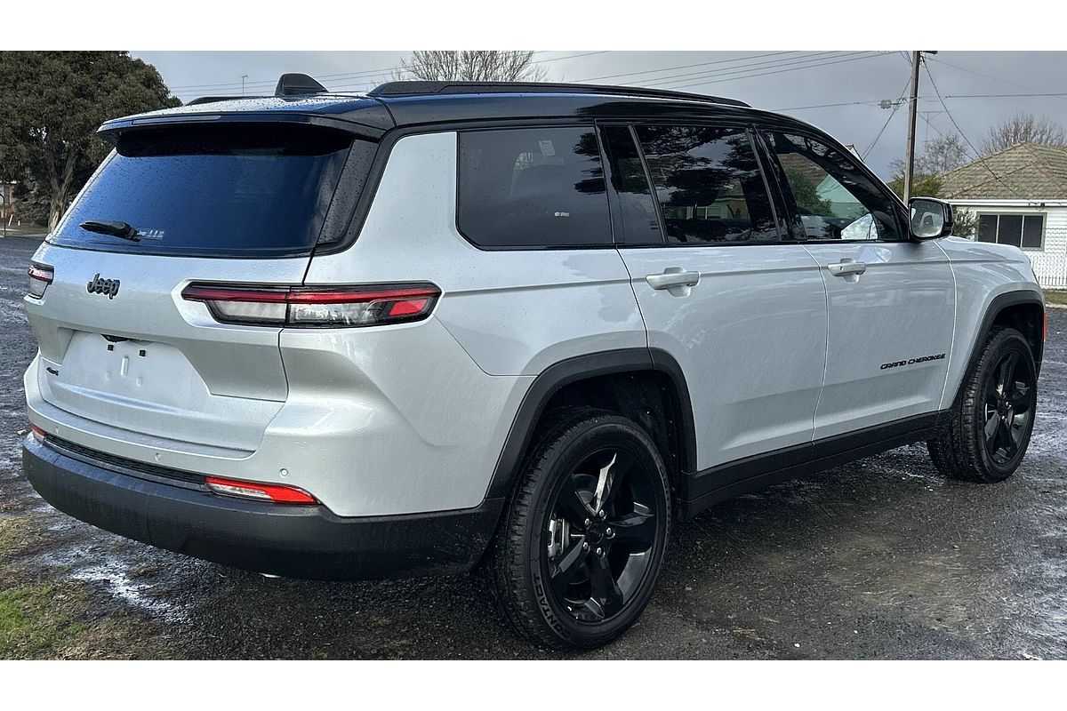 2025 Jeep Grand Cherokee Night Eagle WL
