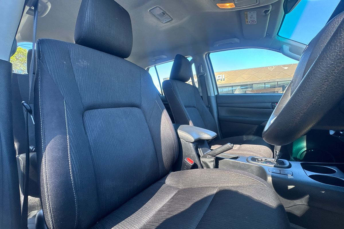 2023 Toyota Hilux SR GUN126R 4X4