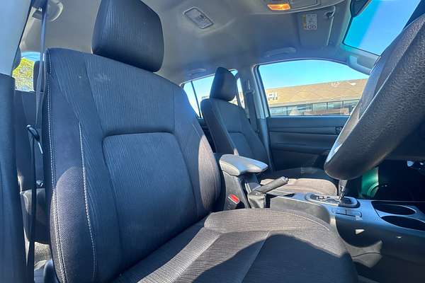 2023 Toyota Hilux SR GUN126R 4X4