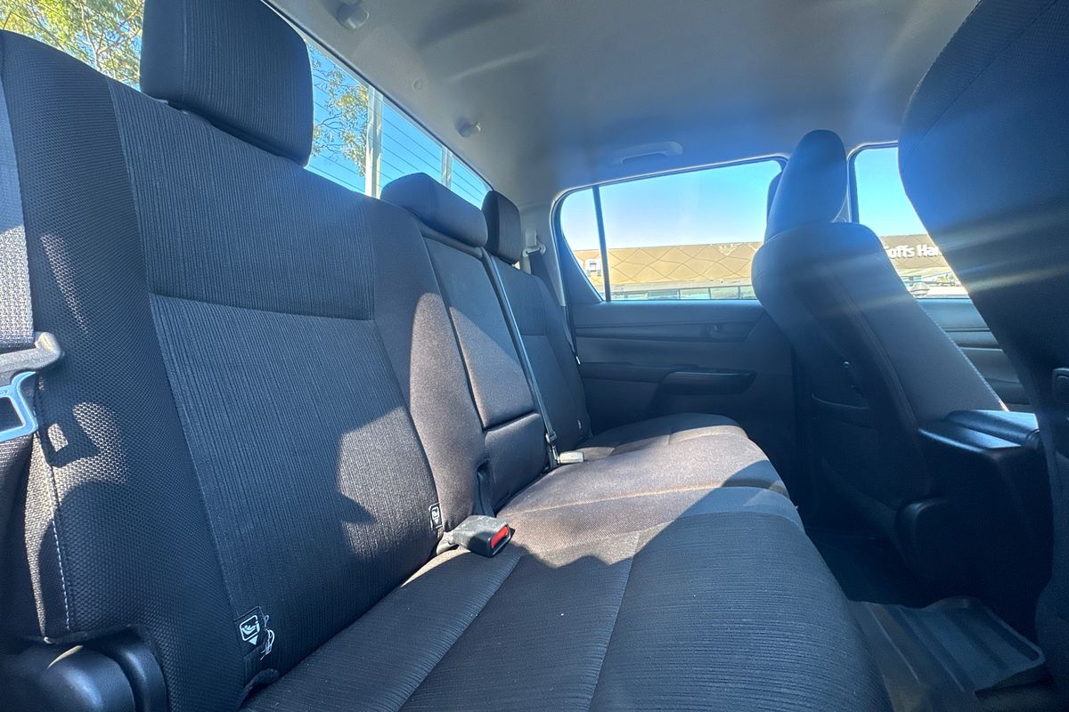 2023 Toyota Hilux SR GUN126R 4X4