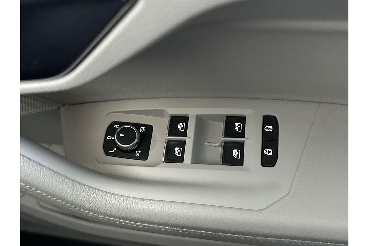 2022 Volkswagen Touareg 210TDI Elegance CR