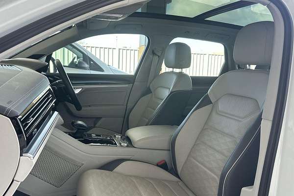 2022 Volkswagen Touareg 210TDI Elegance CR