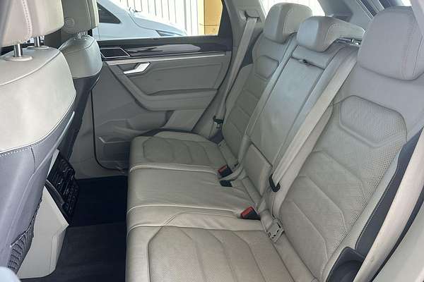 2022 Volkswagen Touareg 210TDI Elegance CR