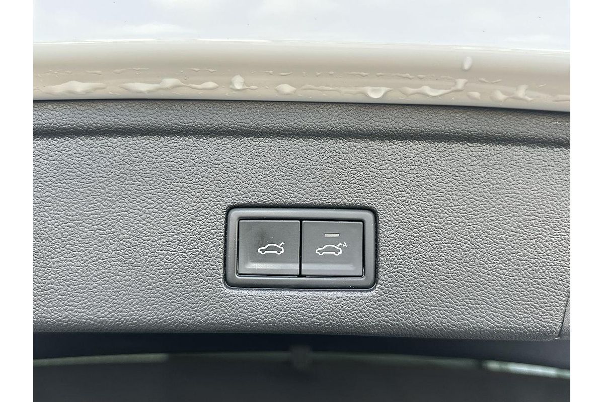 2022 Volkswagen Touareg 210TDI Elegance CR