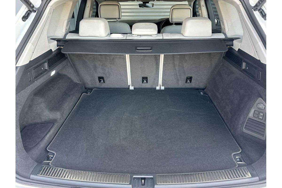 2022 Volkswagen Touareg 210TDI Elegance CR