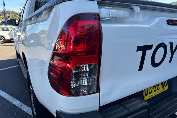 2023 Toyota Hilux SR GUN126R 4X4