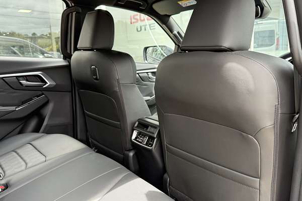 2024 Isuzu D-MAX LS-U+ 4X4