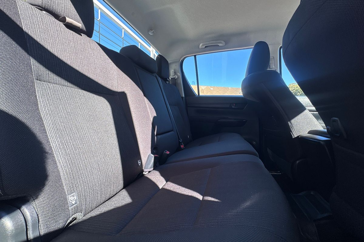 2023 Toyota Hilux SR GUN126R 4X4