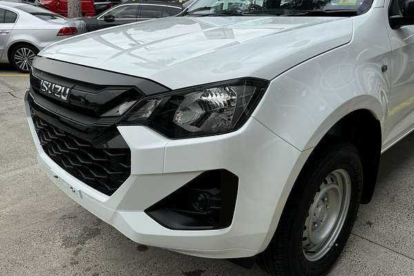 2025 Isuzu D-MAX SX 4X4