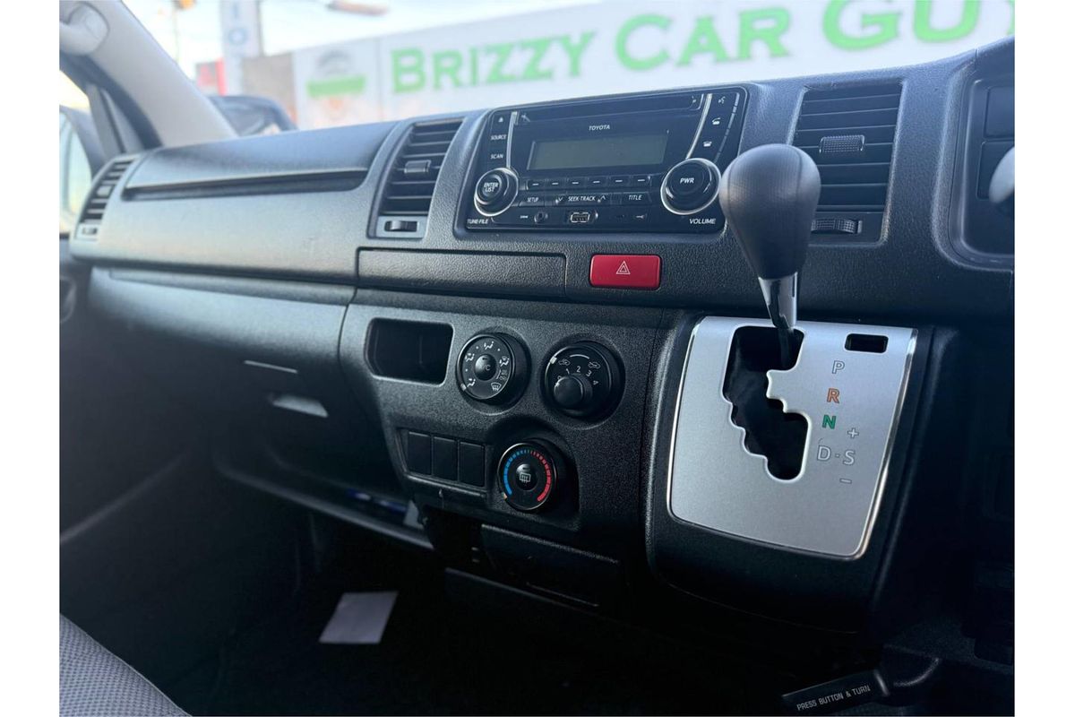 2016 Toyota HIACE