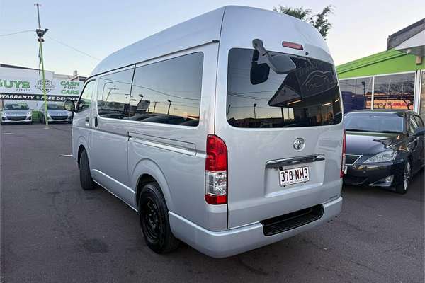 2016 Toyota HIACE