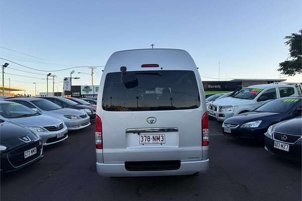 2016 Toyota HIACE