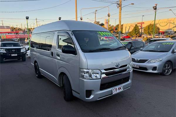 2016 Toyota HIACE