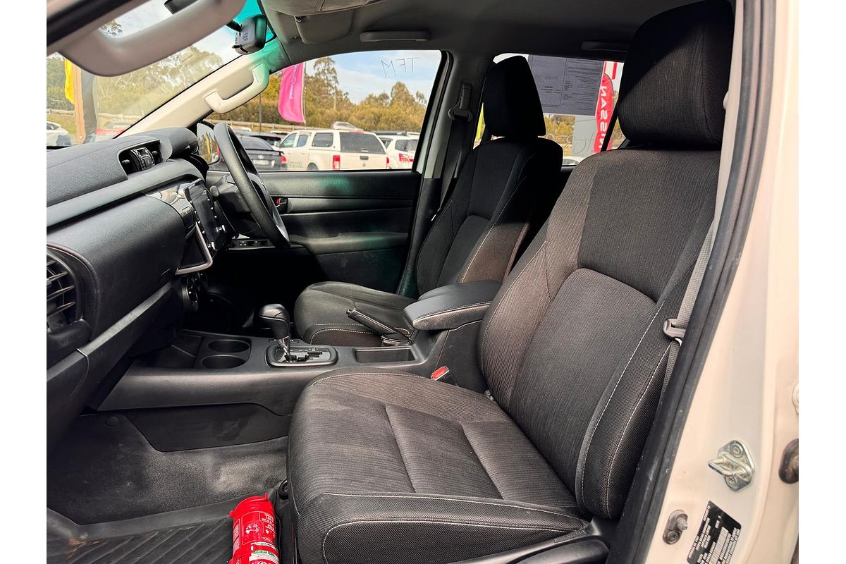 2021 Toyota Hilux SR GUN126R 4X4