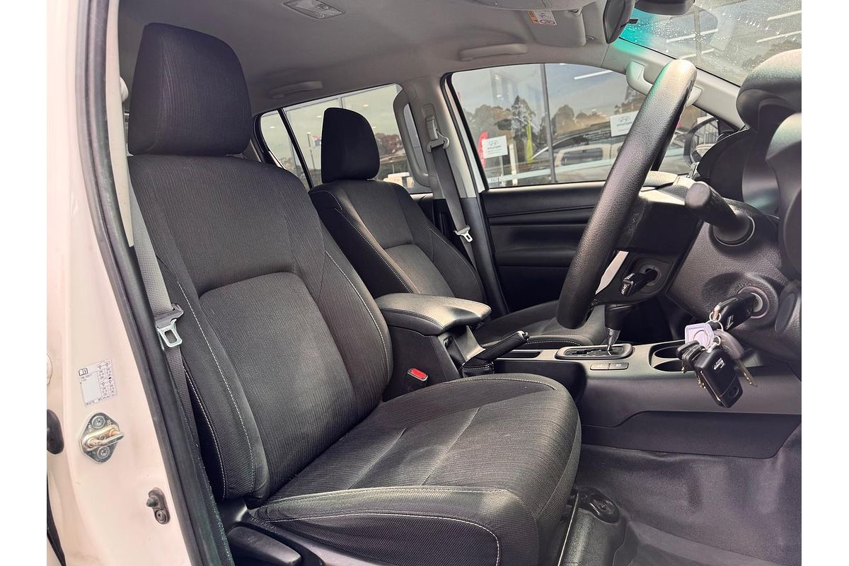 2021 Toyota Hilux SR GUN126R 4X4
