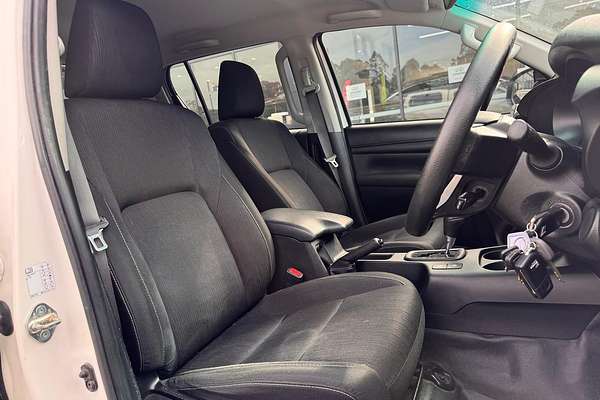 2021 Toyota Hilux SR GUN126R 4X4