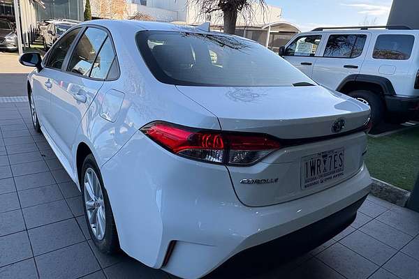 2022 Toyota Corolla Ascent Sport Hybrid ZWE211R