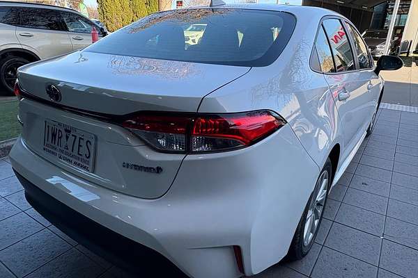 2022 Toyota Corolla Ascent Sport Hybrid ZWE211R