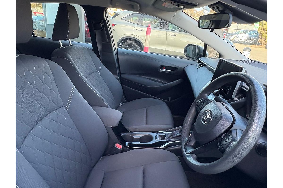 2022 Toyota Corolla Ascent Sport Hybrid ZWE211R