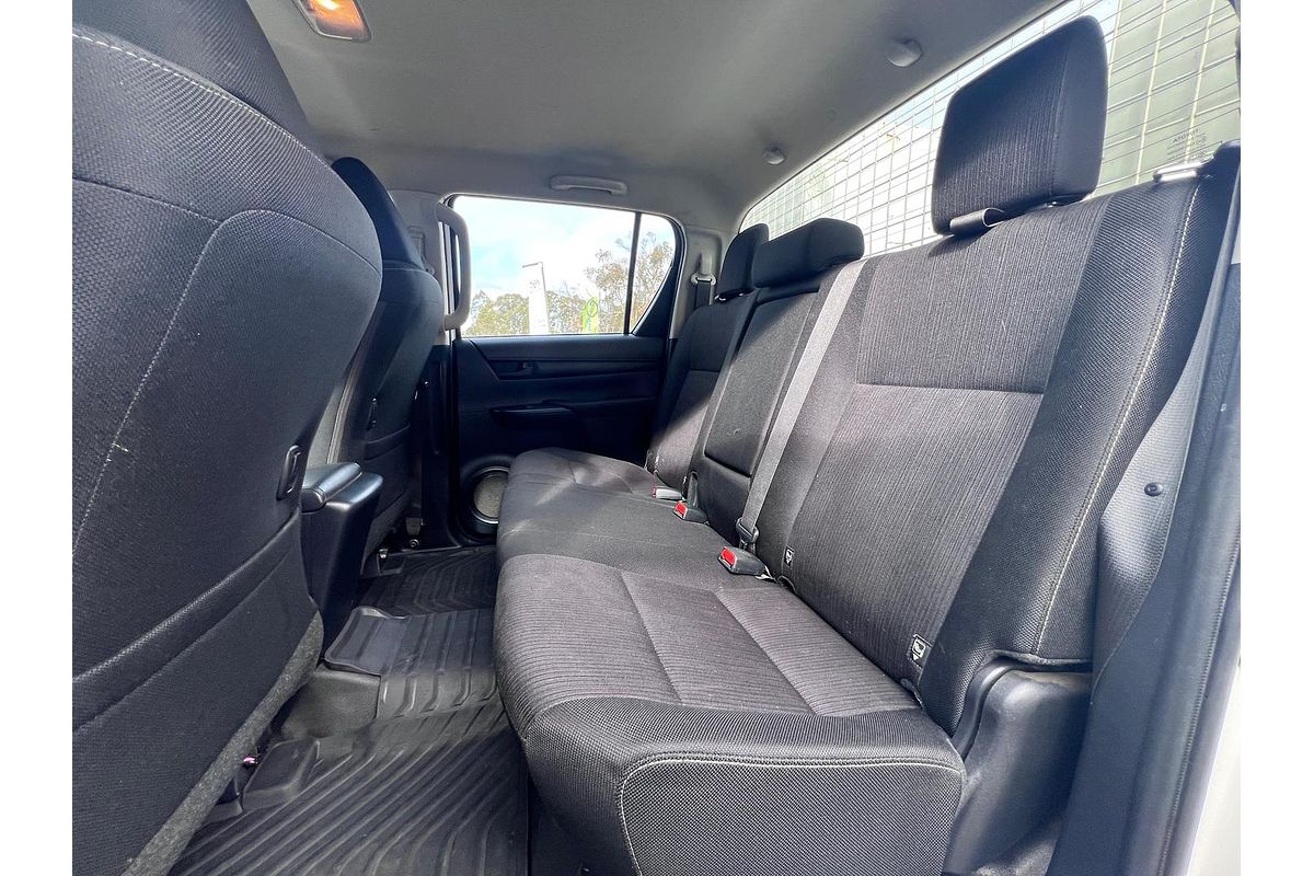 2019 Toyota Hilux SR GUN126R 4X4