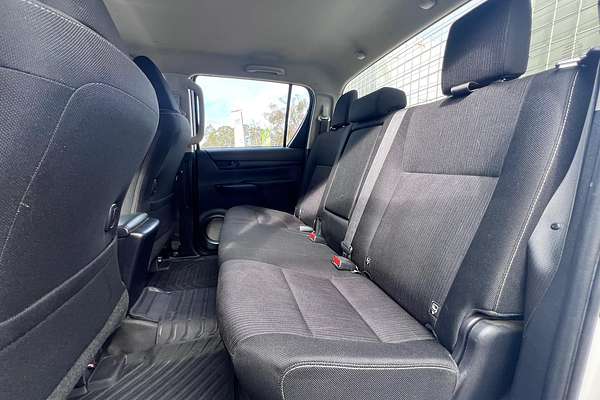 2019 Toyota Hilux SR GUN126R 4X4