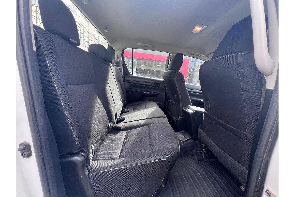 2019 Toyota Hilux SR GUN126R 4X4