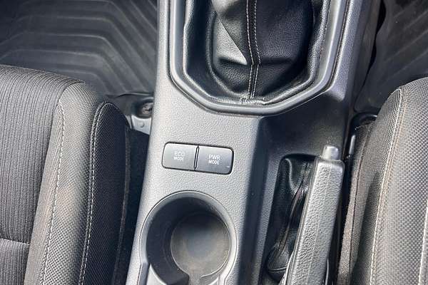 2019 Toyota Hilux SR GUN126R 4X4
