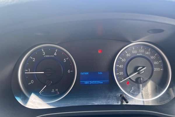 2019 Toyota Hilux SR GUN126R 4X4