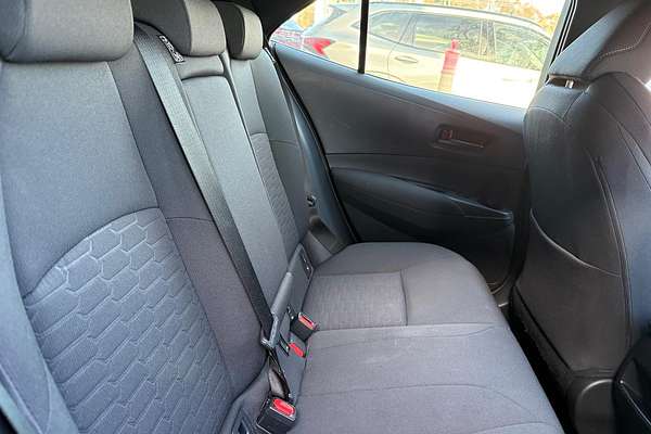 2022 Toyota Corolla Ascent Sport Hybrid ZWE219R