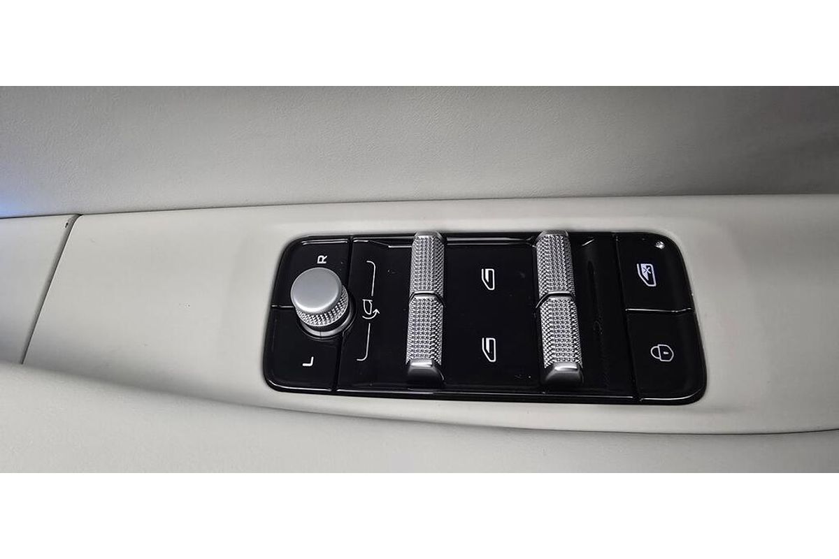 2025 Geely EX5 Inspire E245