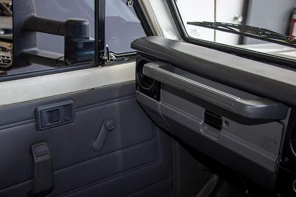 2008 Toyota Landcruiser Workmate Troopcarrier VDJ78R