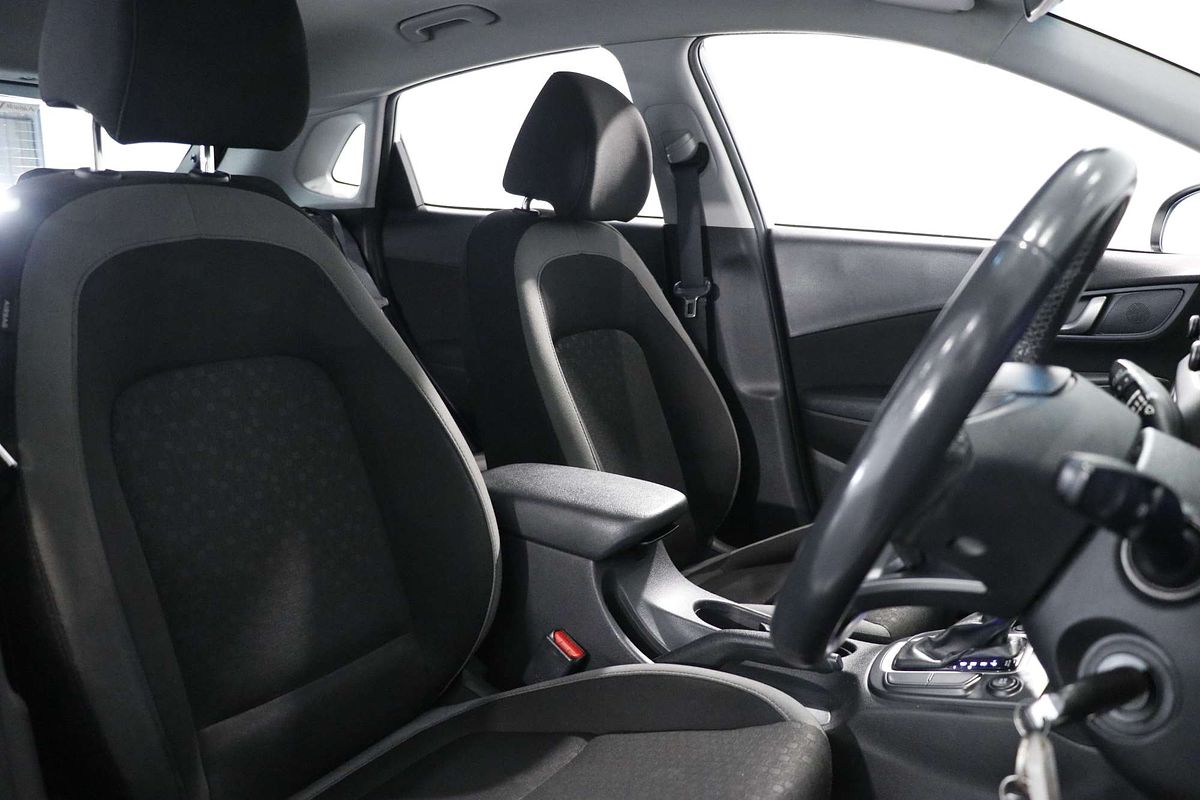 2017 Hyundai Kona Active OS