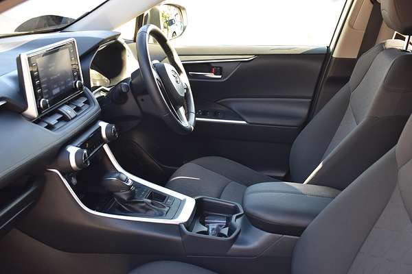 2020 Toyota RAV4 GXL AXAH52R