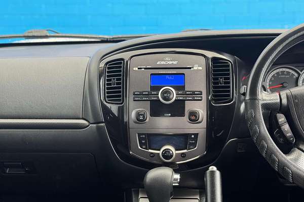 2010 Ford Escape  ZD