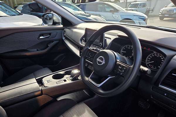 2024 Nissan X-TRAIL ST T33