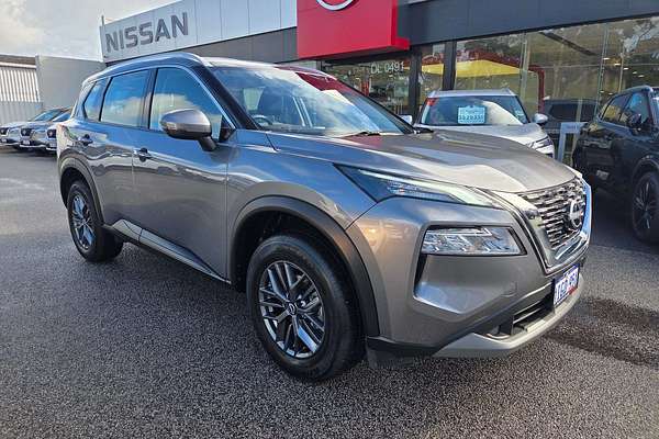 2024 Nissan X-TRAIL ST T33