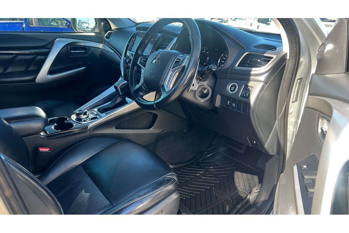 2016 Mitsubishi Pajero Sport GLS QE