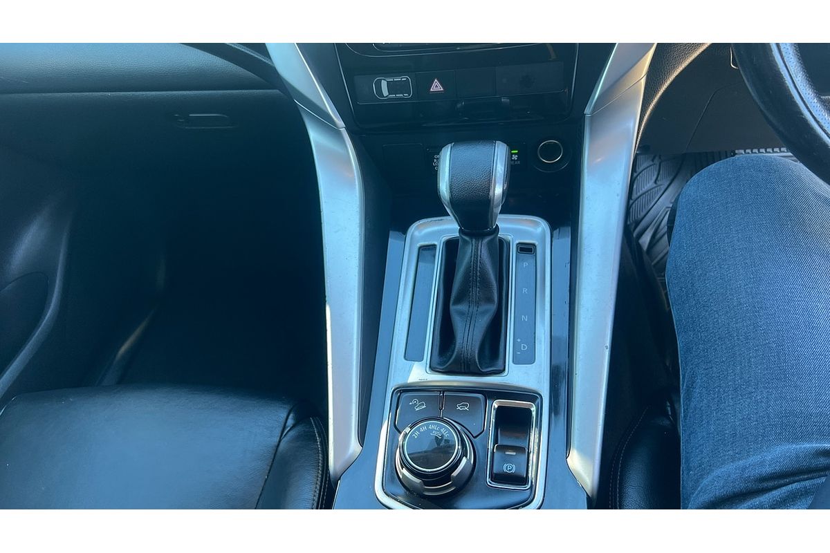 2016 Mitsubishi Pajero Sport GLS QE