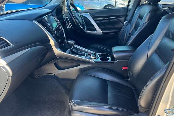 2016 Mitsubishi Pajero Sport GLS QE