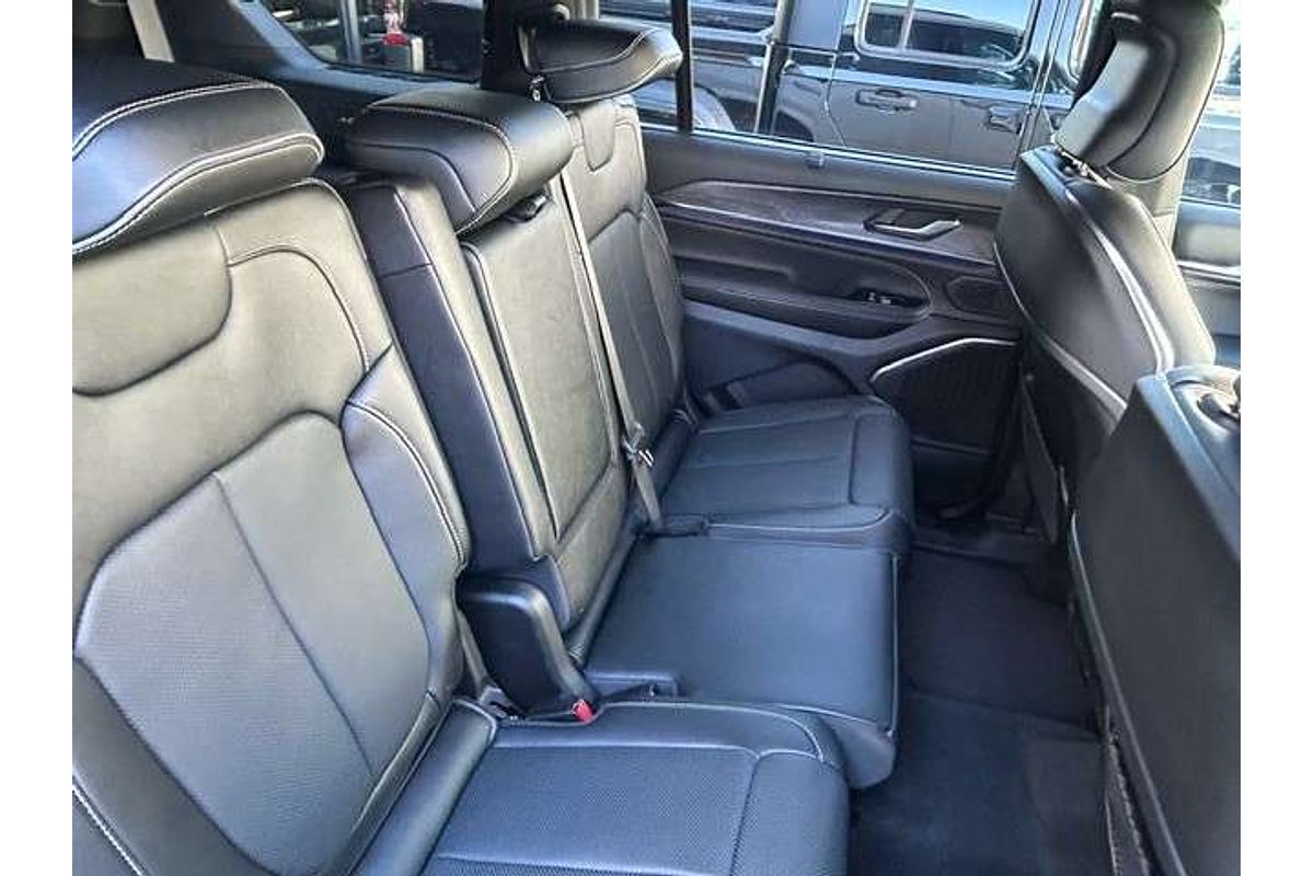 2023 Jeep Grand Cherokee Overland WL
