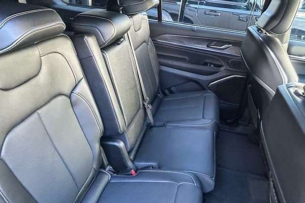 2023 Jeep Grand Cherokee Overland WL