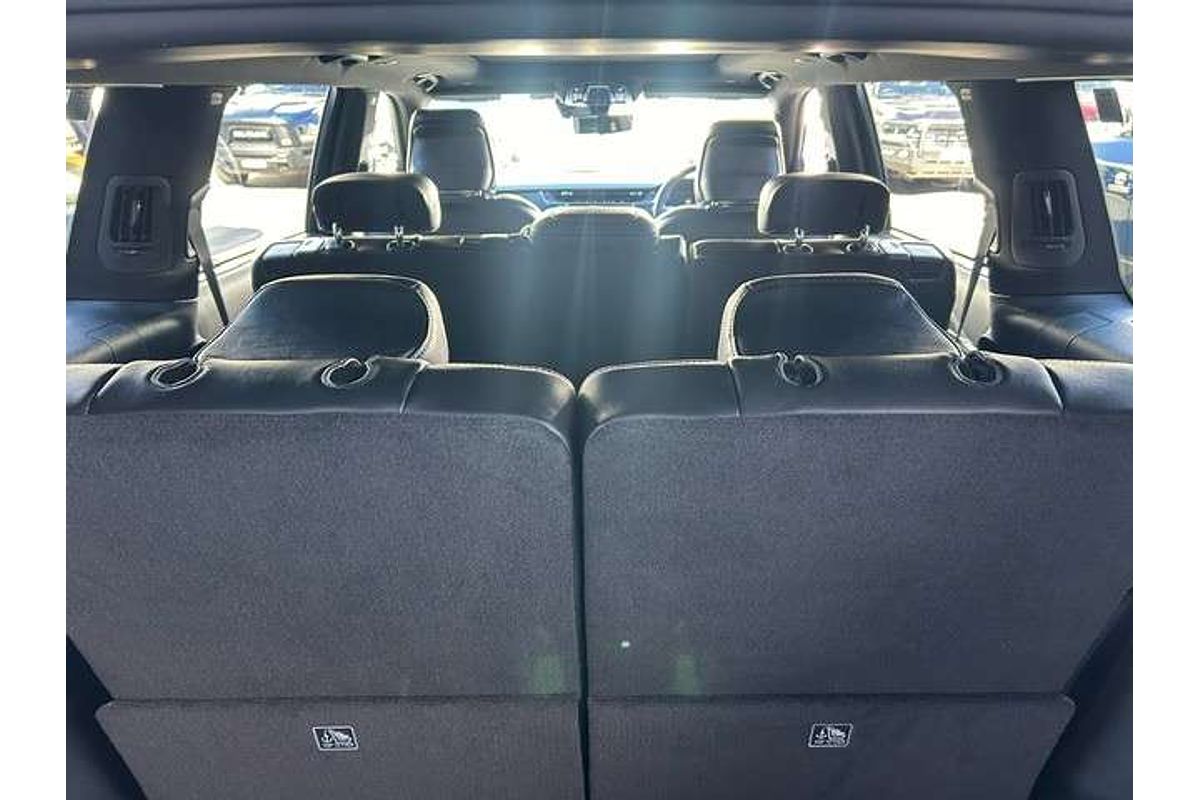 2023 Jeep Grand Cherokee Overland WL