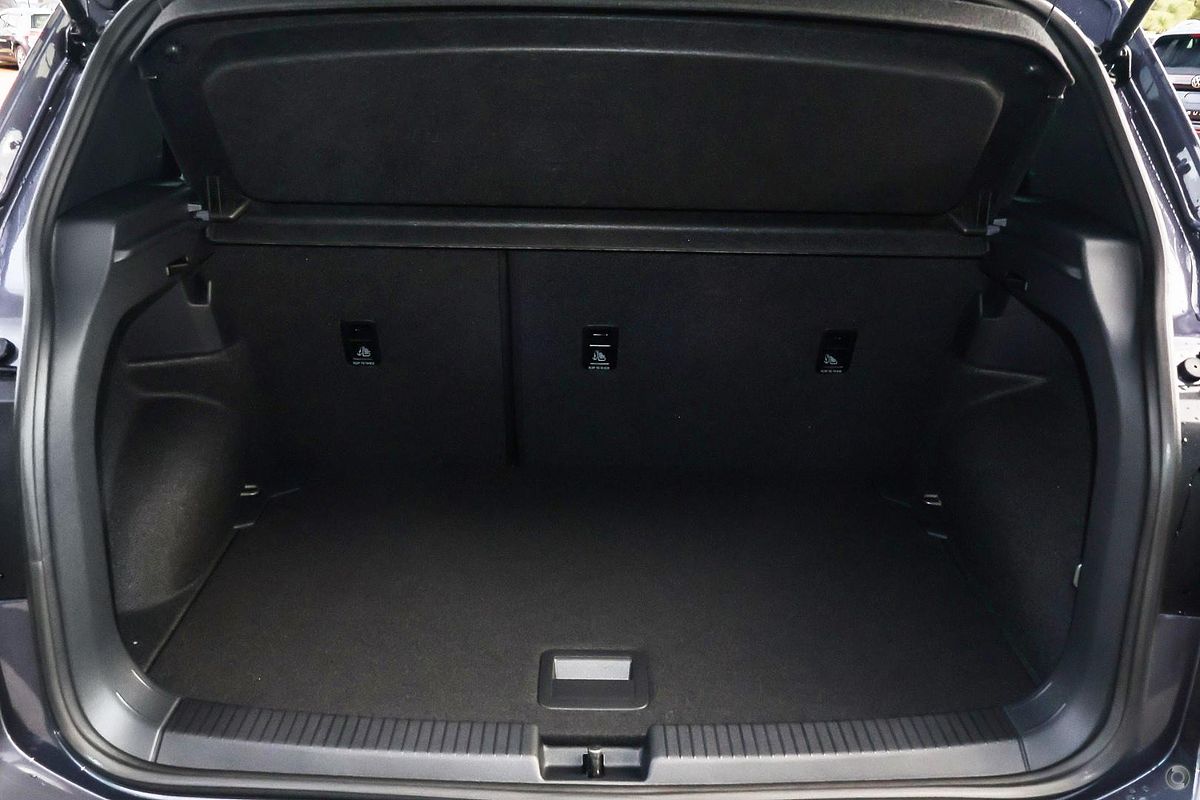 2025 Volkswagen T-Cross 85TSI R-Line D31